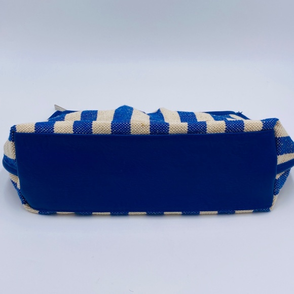 Nordstrom Linen Blue Tan Striped Clutch Zipper Closure Nautical Spring Summer - Picture 5 of 7